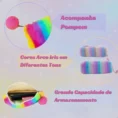 Estojo-de-Pel-cia-Arco-ris-com-Pompom-5.png