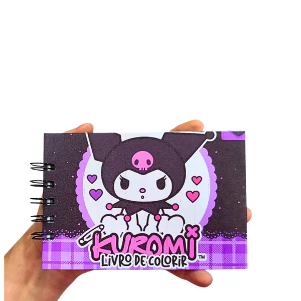 Mini-Caderno-de-Colorir-Kuromi-Vers-o-de-Bolso-4.png
