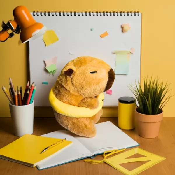 Pel-cia-de-Capivara-com-Boia-Amarela-1.png Pel-cia-de-Capivara-com-Boia-Amarela-1.png