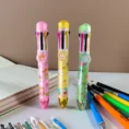 Caneta-esferogr-fica-com-8-cores-diferentes-Coelho-Ursinho-e-Menina-5.png