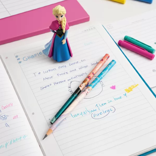 L-pis-Grafite-Escolar-Frozen-com-Ana-e-Elsa-Licenciado-Disney-Tra-o-Suave-2-B-5.png