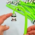 Caneta-Flex-vel-Dan-ante-Panda-A-fofura-que-escreve-e-te-diverte-3.jpg